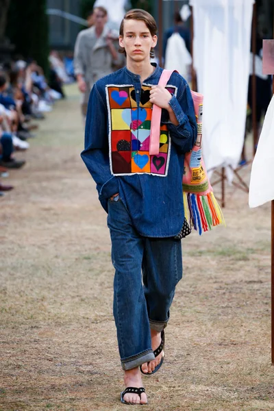 Look 34